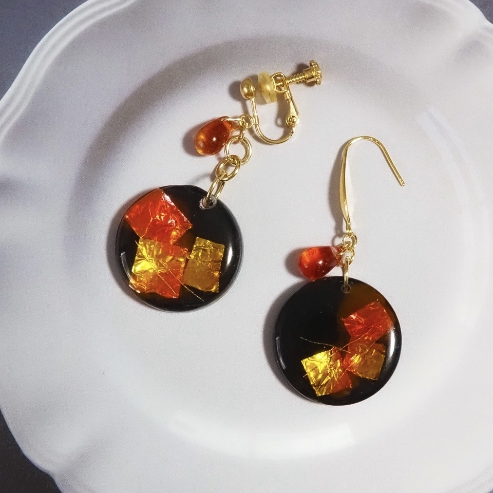 不夜城 赤・青 ピアス&イヤリング