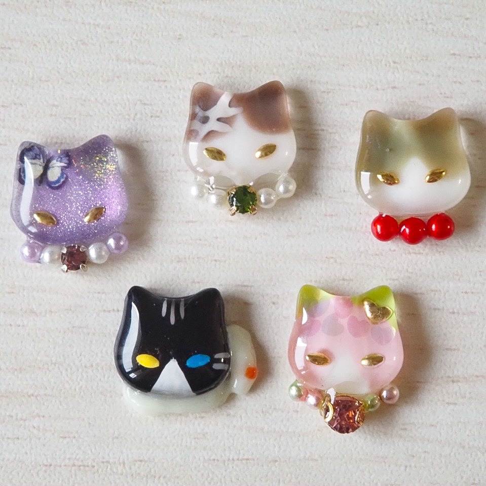 夢猫 B班  ピアス&イヤリング&ピンバッジ