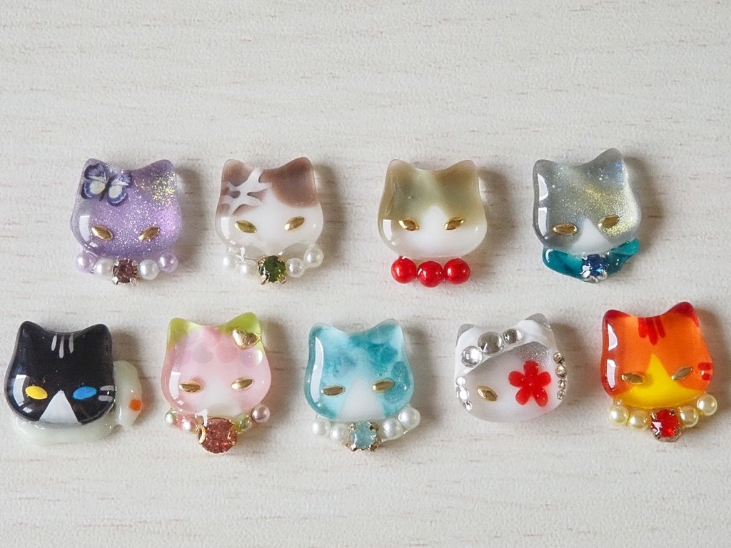 夢猫 B班  ピアス&イヤリング&ピンバッジ