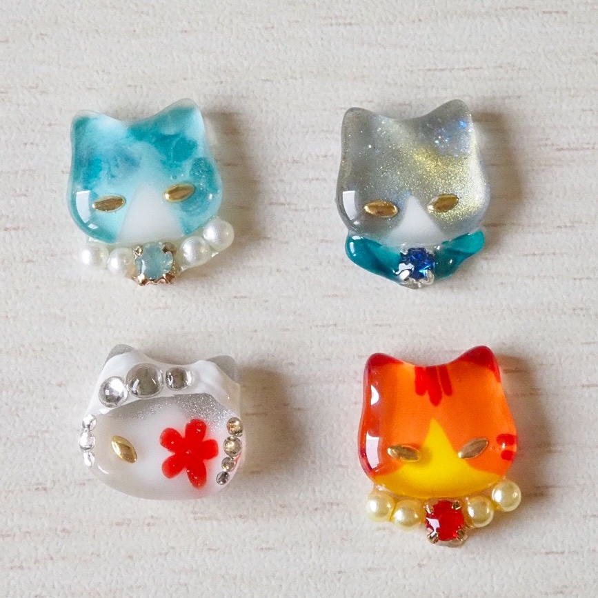 夢猫 B班  ピアス&イヤリング&ピンバッジ