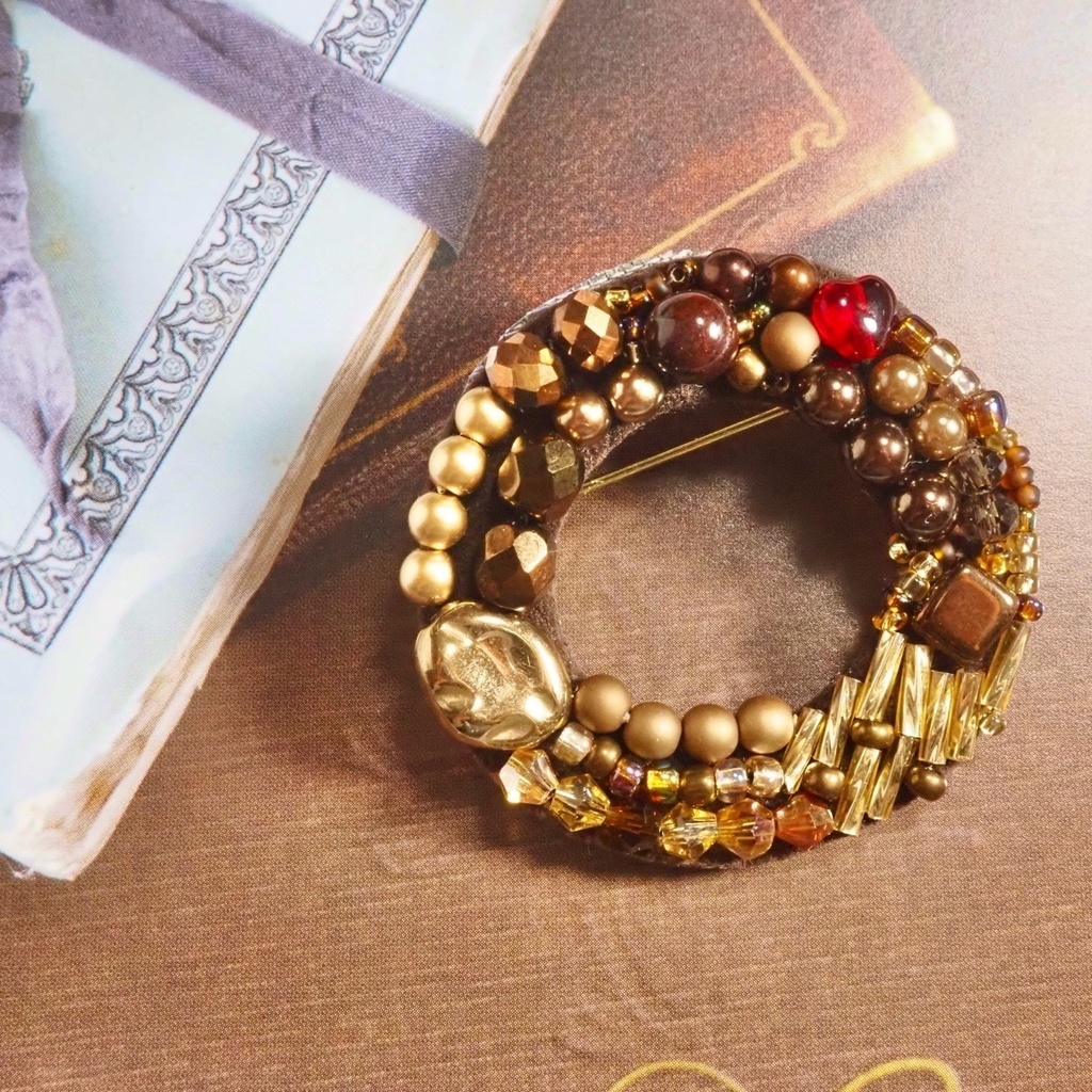 ショコラボックス ブローチ