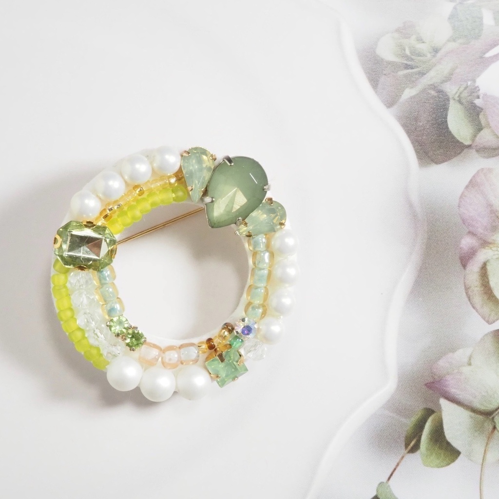 風光る ブローチ