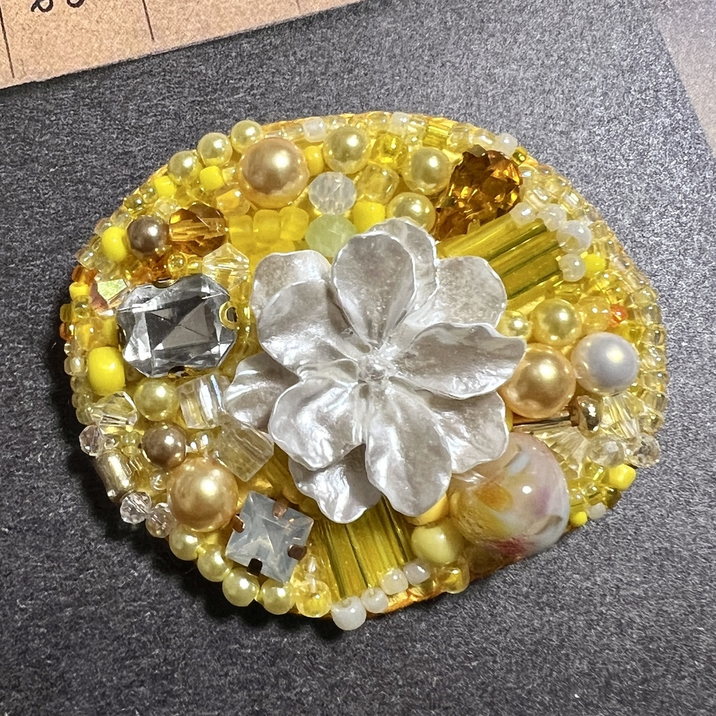 レモンスカッシュ ブローチ