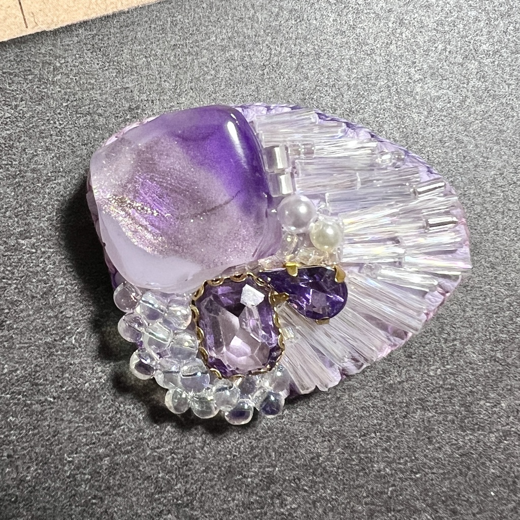 氷と蝶 ブローチ