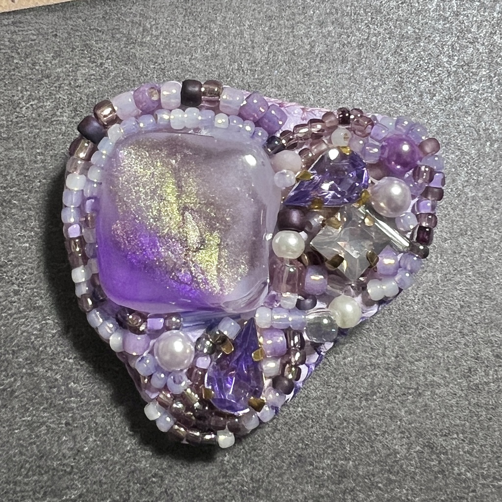 氷と蝶 ブローチ