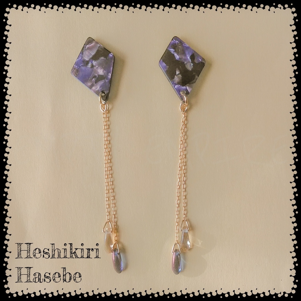 Twin Pendulum ピアス