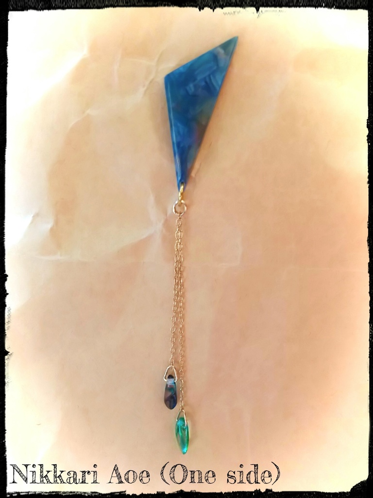 Twin Pendulum ピアス