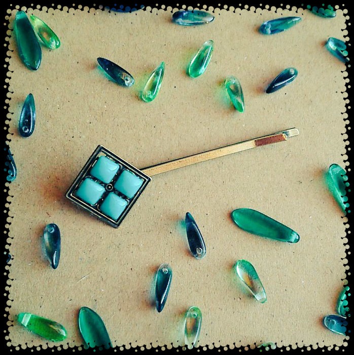 にっかり青江 羽織り留め風 ヘアピン