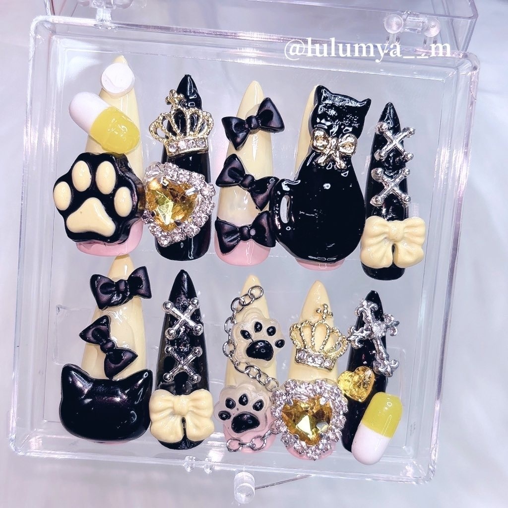 ネコ×イエローネイル🐈‍⬛👑⸝⸝꙳⋆(パーツ20個以上)