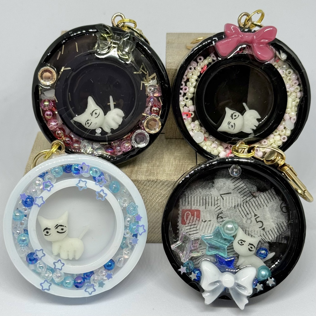 シャカシャカキーホルダー（ねこです）