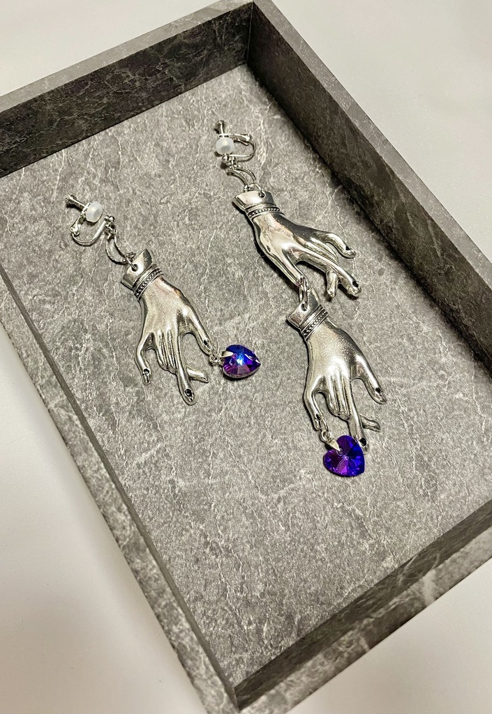 カスピエル　イメージイヤリング