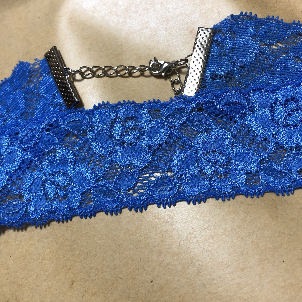 フラワーレースのチョーカー