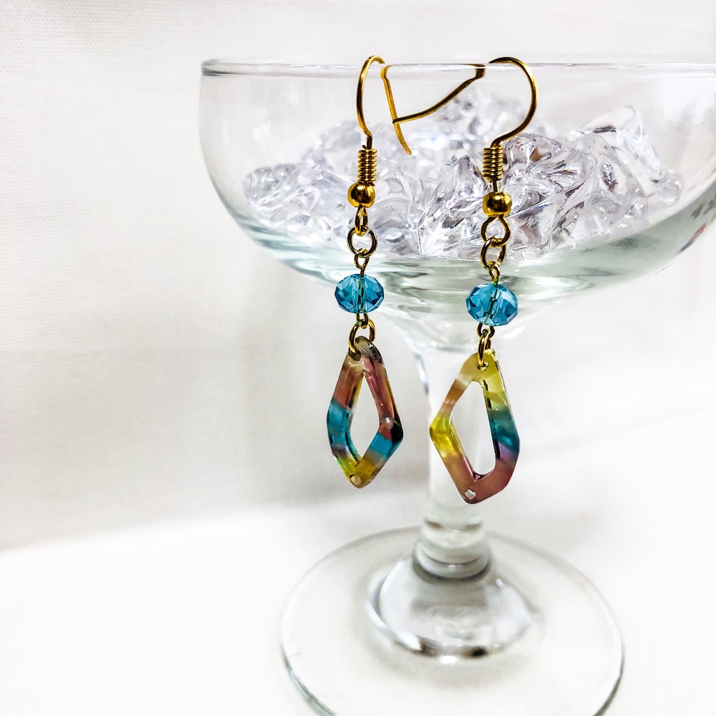 カラフルべっ甲のピアス・ノンホールピアス