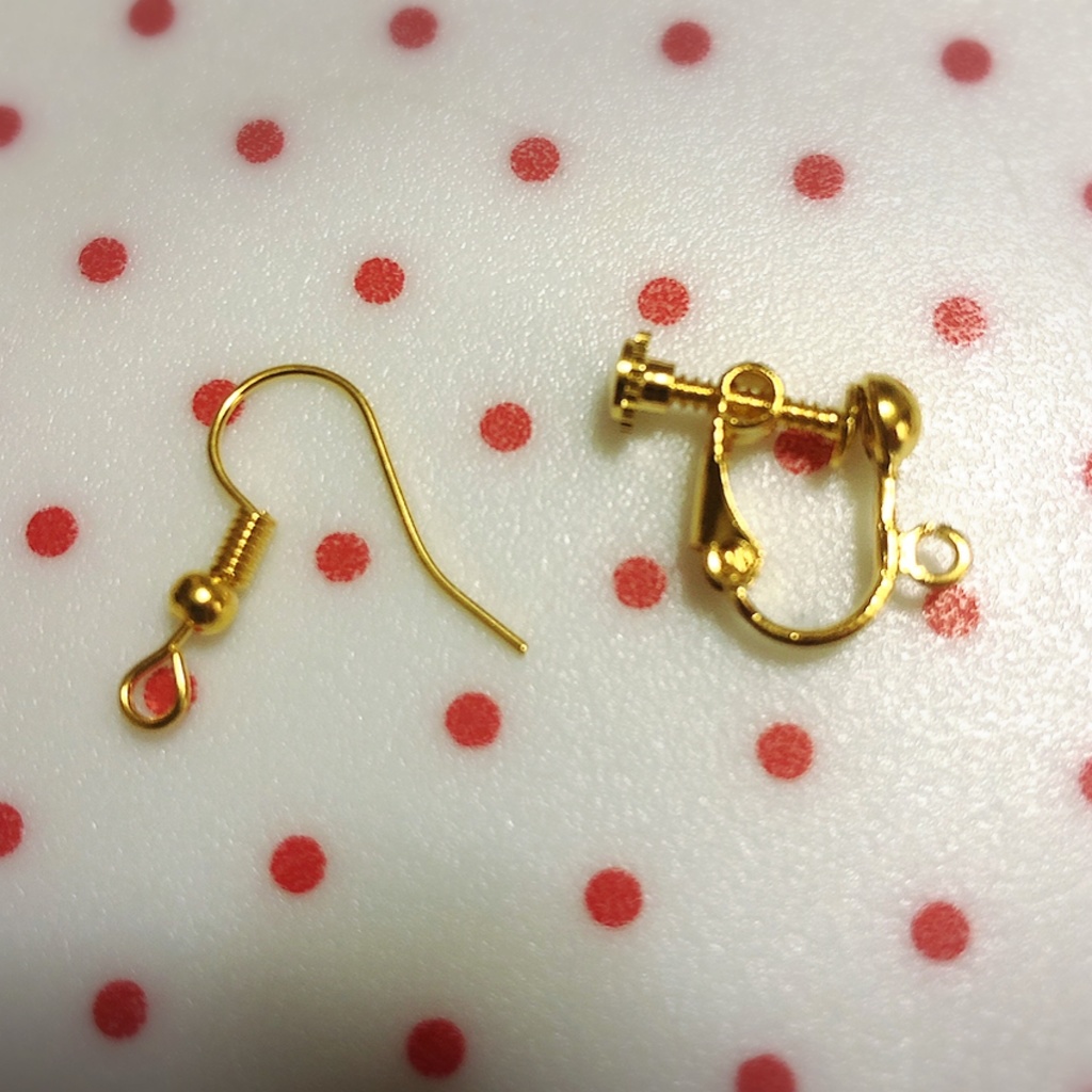 【BF】アクリルビーズとオーガンジーのピアス