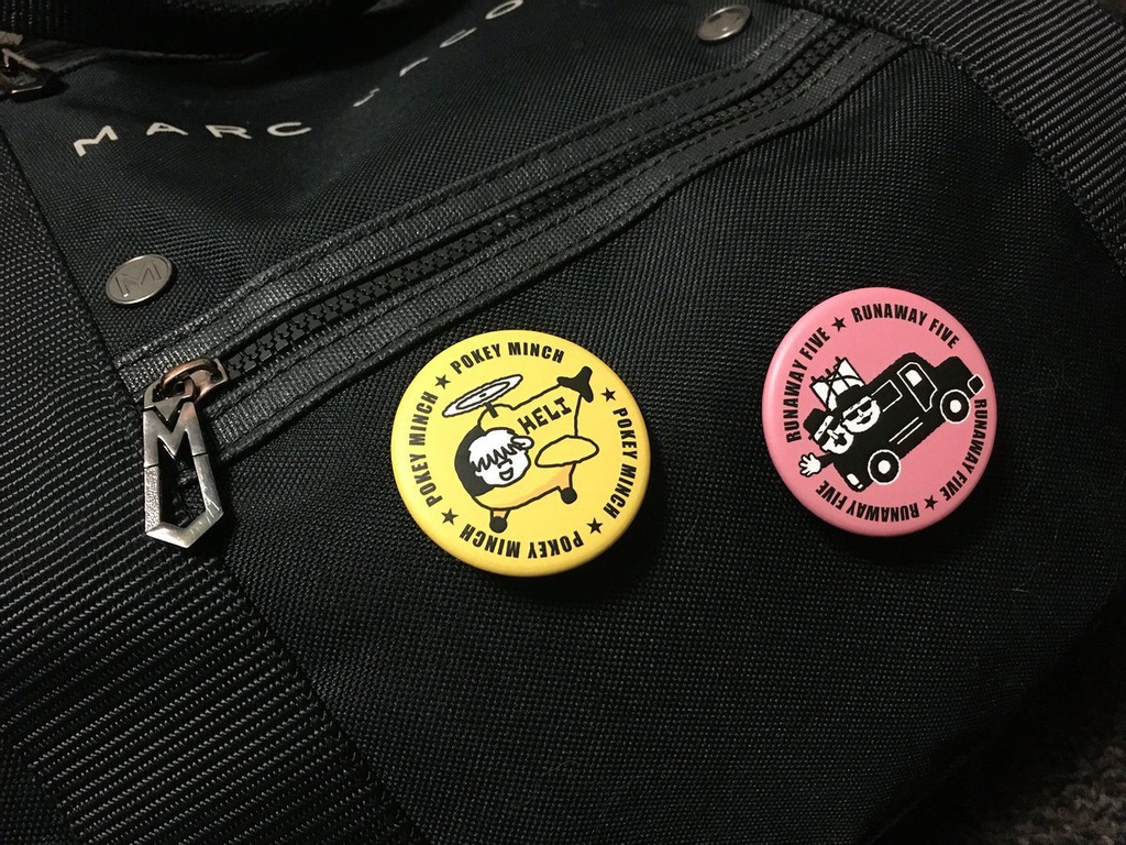 NEW】マット缶バッチ「COOLシリーズ」〈MOTHER2〉 - いつもそばに - BOOTH