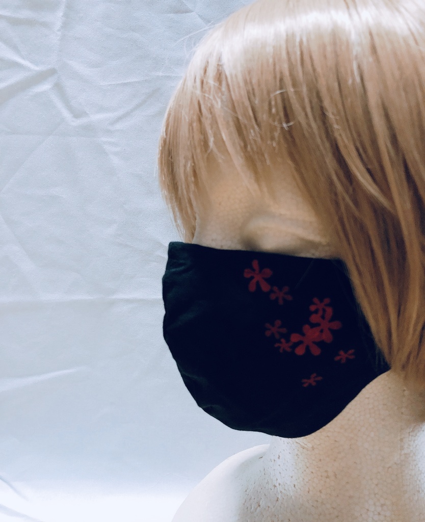 ヒロインマスク