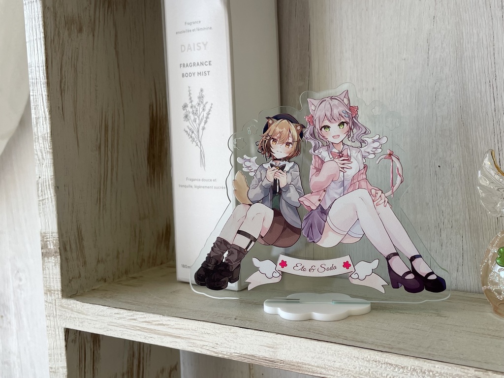 オリジナルグッズ第2弾 アクリルスタンド&ポストカード