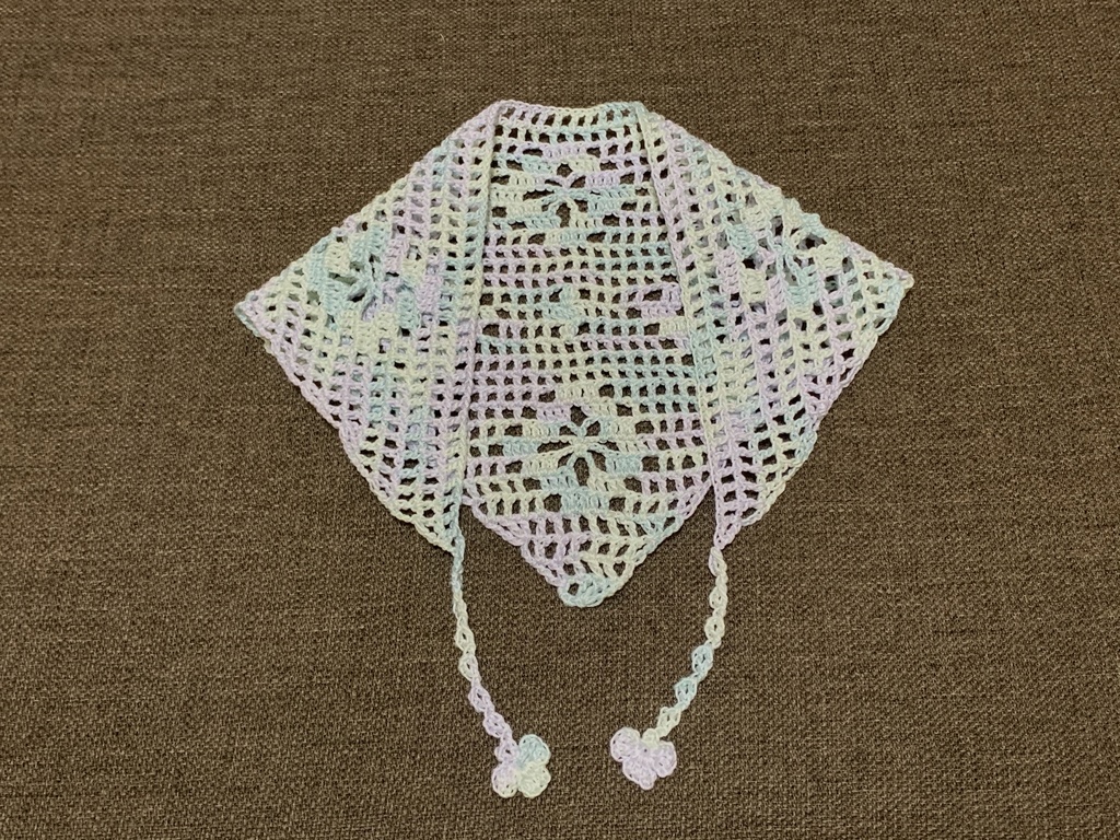 お花模様の三角ショール