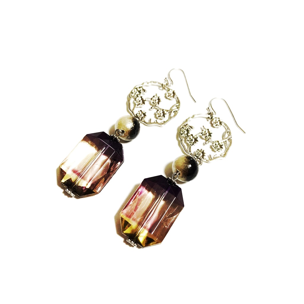 地獄コンビの耳飾り