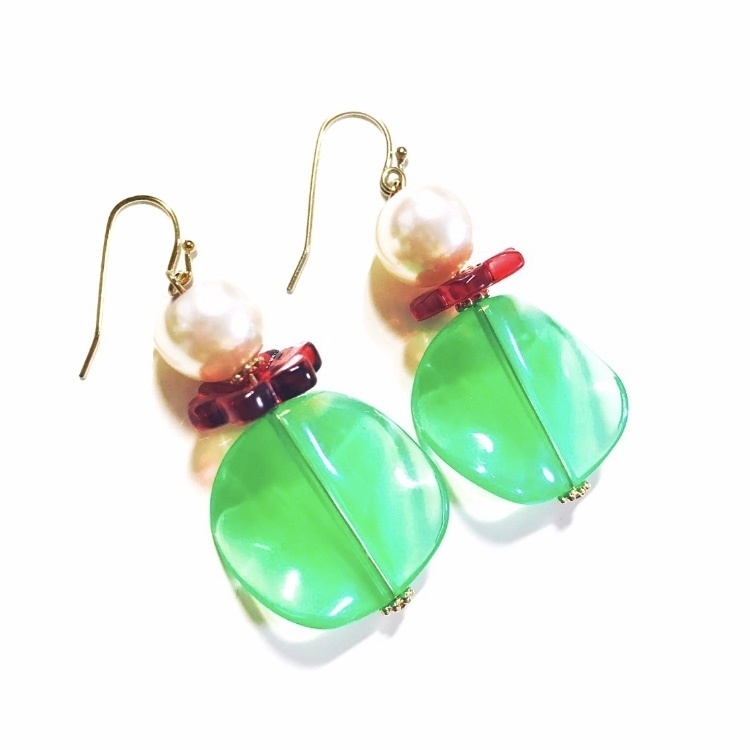 クリームソーダの耳飾り