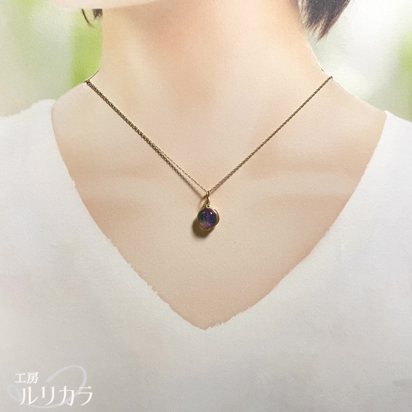 ガラス 空~桜グラデ フカネ巻きワイヤーラップペンダントトップ