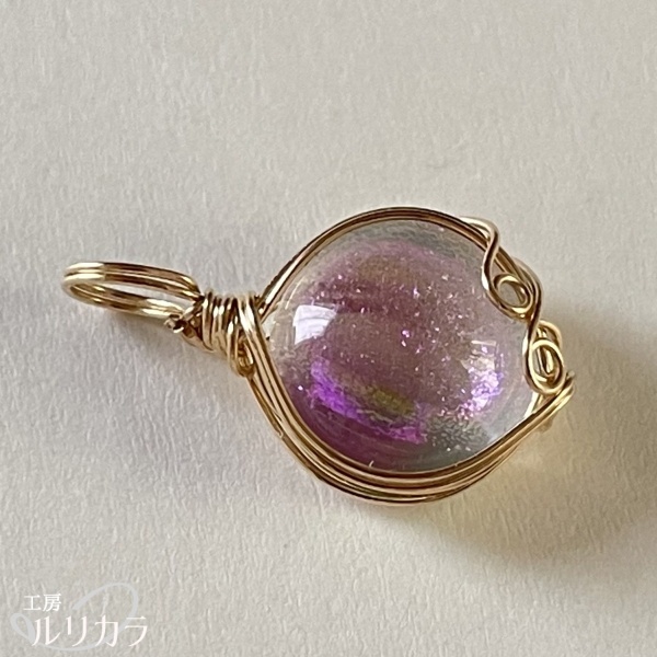 ガラス クリア~乳白色×ピンク フカネ巻き®︎ワイヤーラップペンダントトップ