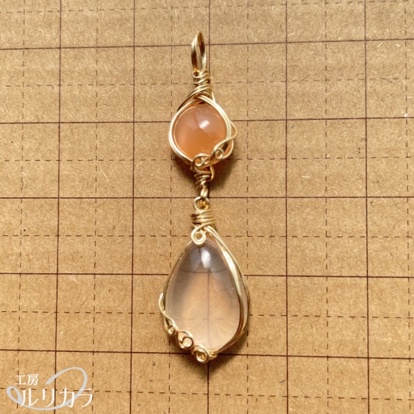オレンジムーンストーン×ローズクォーツ フカネ巻き®︎ワイヤーラップペンダントトップ