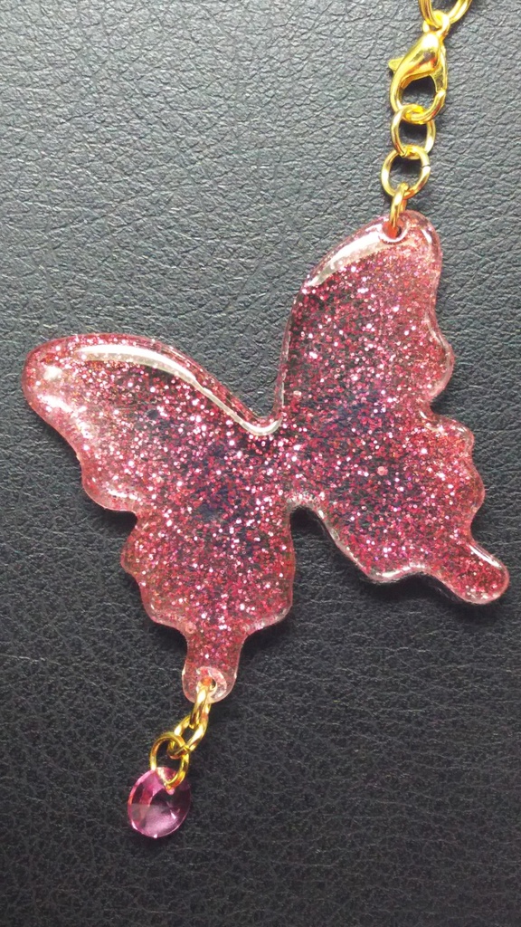 蝶のストラップ