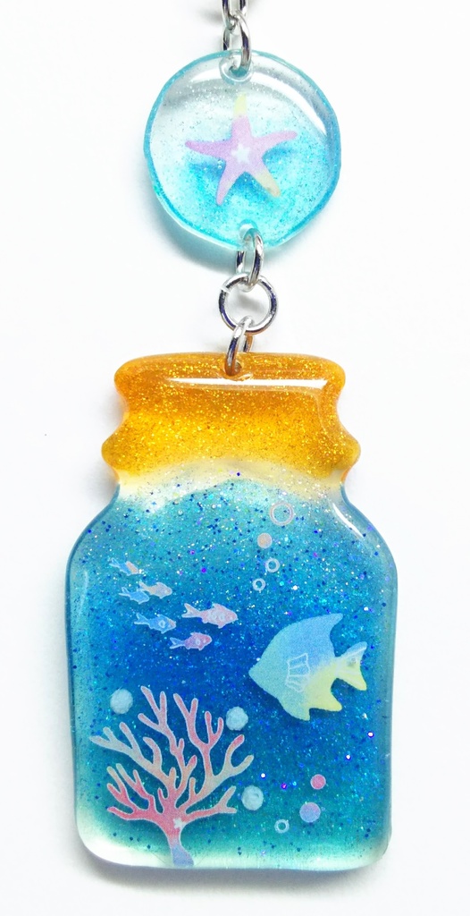 小さな水槽(熱帯魚)