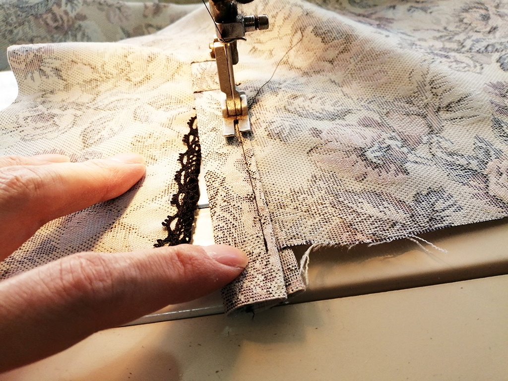 【1点もの・デザイン画付き】絹(シルク入り)ゴブラン織りベルト付きシャツ型コートワンピース(KOJI TOYODA)