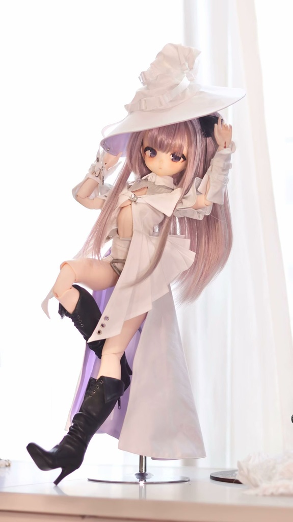 「白箱事務所」『ポータブル魔女』mdd