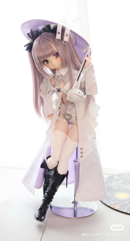 「白箱事務所」『ポータブル魔女』mdd