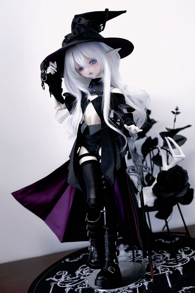 「白箱事務所」『ポータブル魔女』mdd