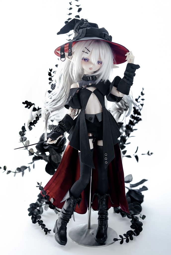 「白箱事務所」『ポータブル魔女』mdd