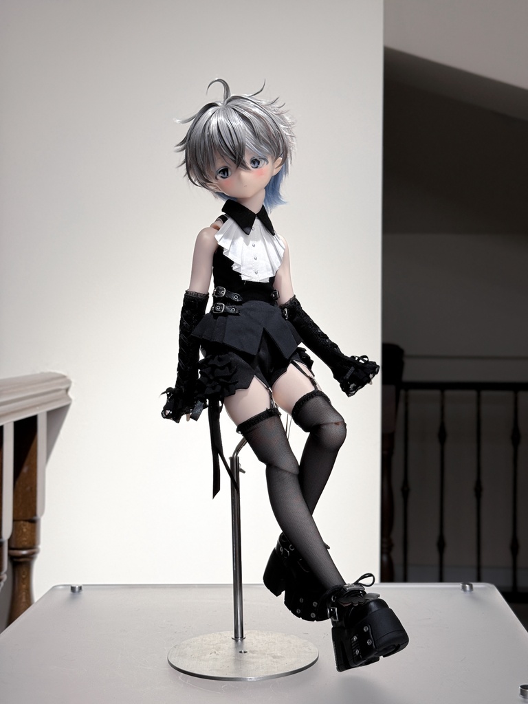 「惑星の服」「解構ブラック&ホワイト」mdd 1/4サイズ受注