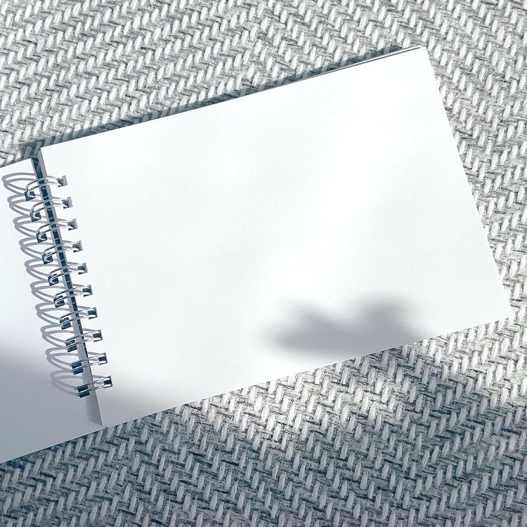 姉妹の小さなメモ帳