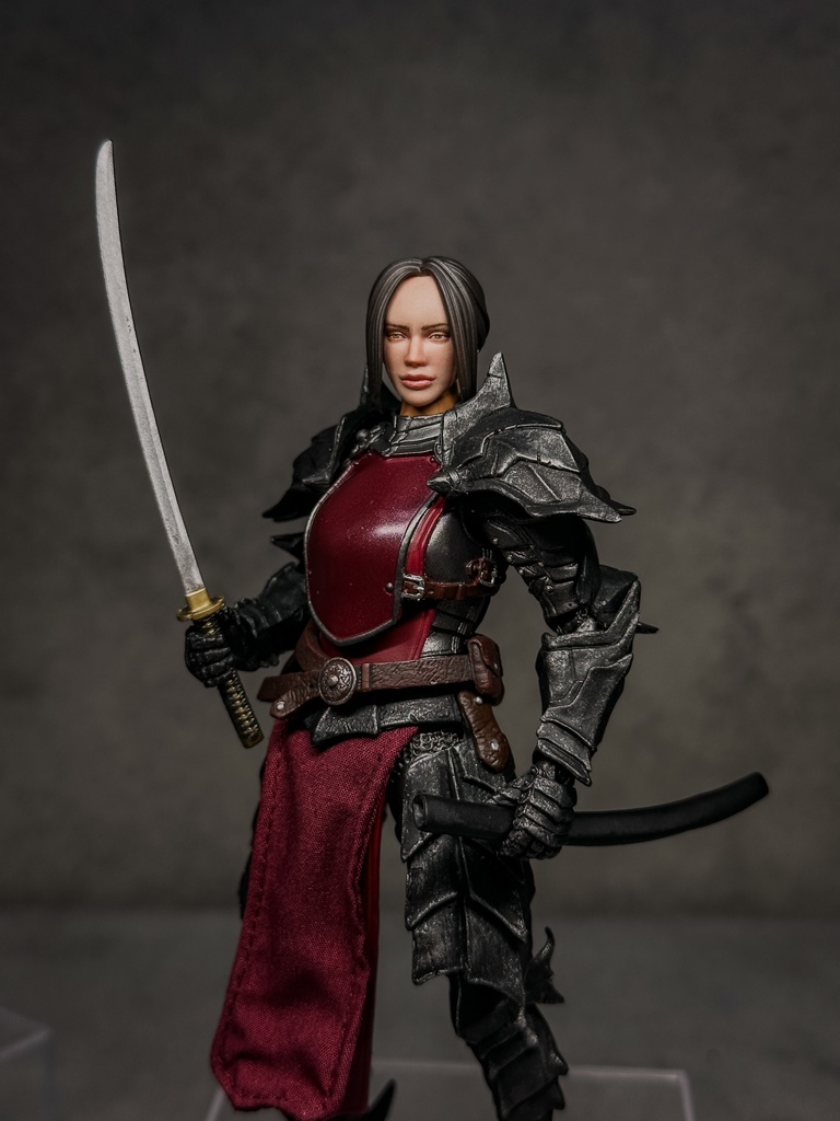 【限定1点 試作品放出】 HF001 ファンタジー女性剣士 試作品A (mythic legionsなどファンタジーフィギュア向け 1/10〜1/12スケール向け)
