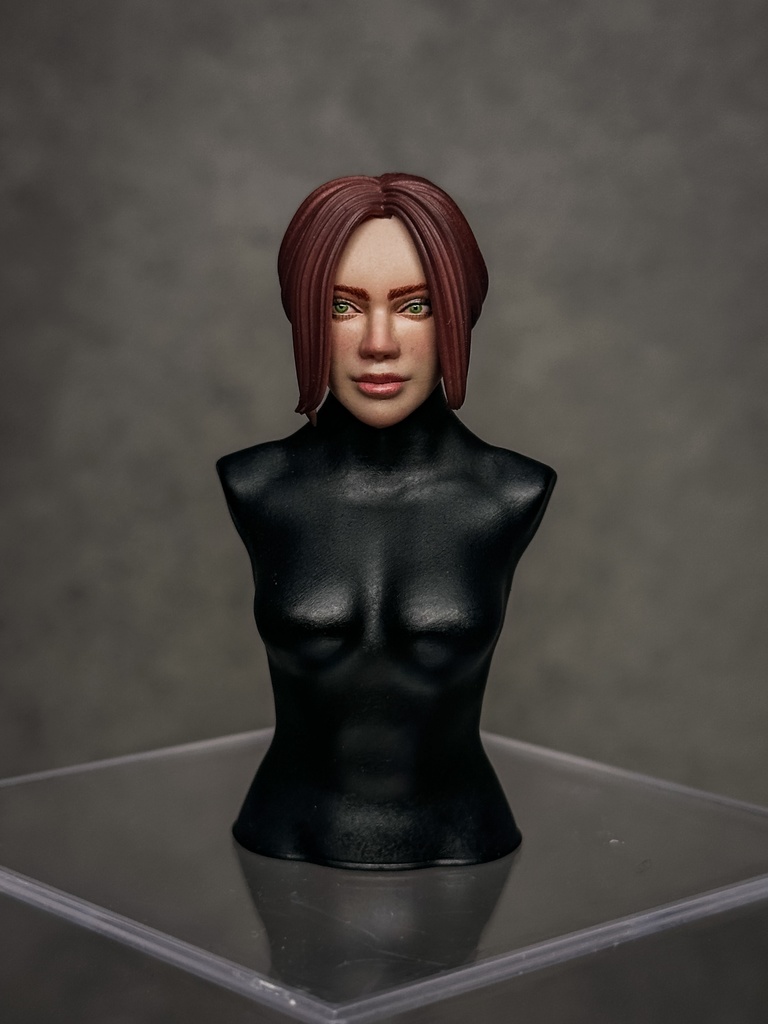 【限定1点 試作品放出 一部欠損有り】 HF001 ファンタジー女性剣士 試作品B （mythic legionsなどファンタジーフィギュア向け　1/10〜1/12スケール向け）