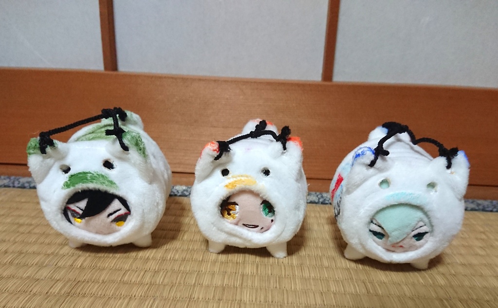 7/16 21:00~ 緑のみ もち用着ぐるみ 蚊取り豚と蚊取り線香ざぶとん