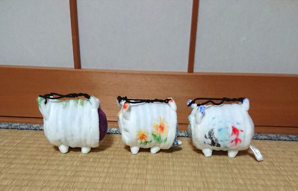 7/16 21:00~ 緑のみ もち用着ぐるみ 蚊取り豚と蚊取り線香ざぶとん