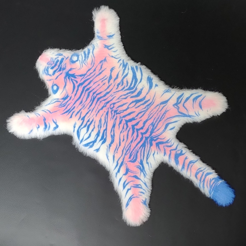 虎の皮・ふかふか