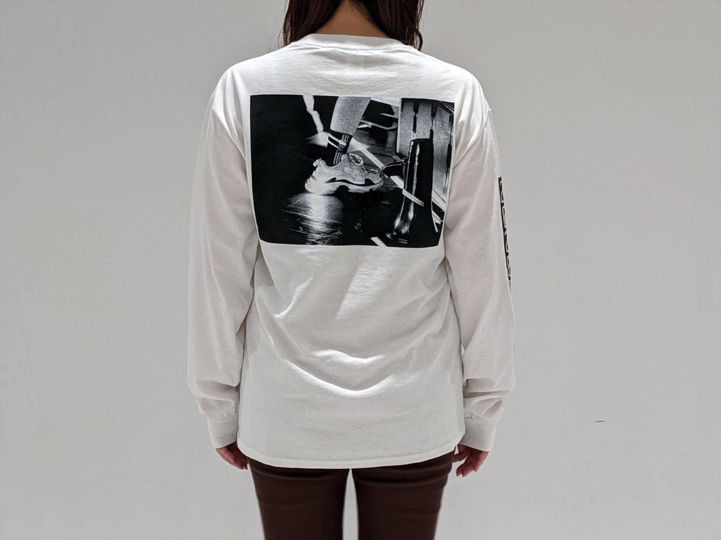 「HOWL」フォトロングスリーブTシャツ【DUSTCELL 2nd ONE-MAN LIVE HOWL】