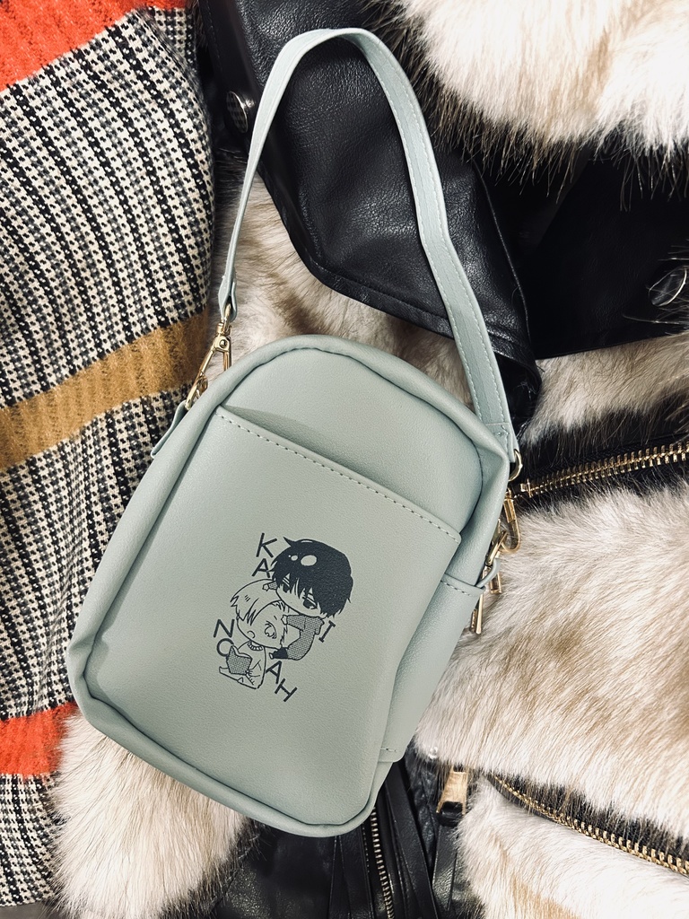 【『ルームメイト②』発売記念】「 KAI climbing NOAH 」ポーチ【二次販売】