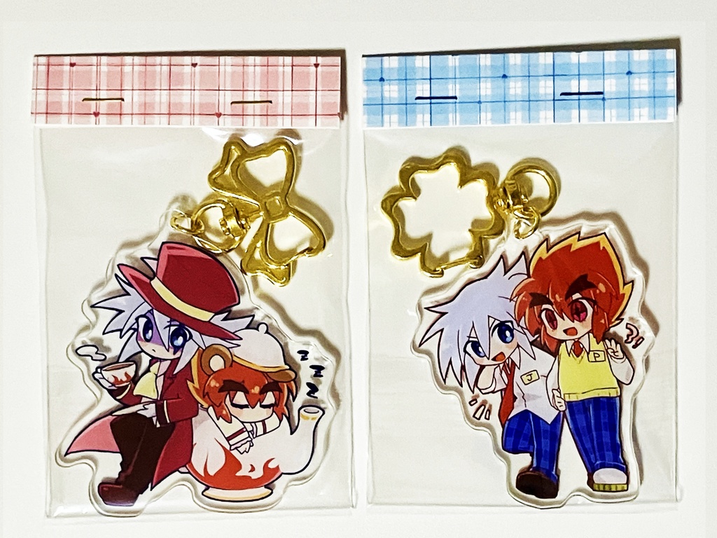 ジョフェニ雑誌衣装アクリルキーホルダー