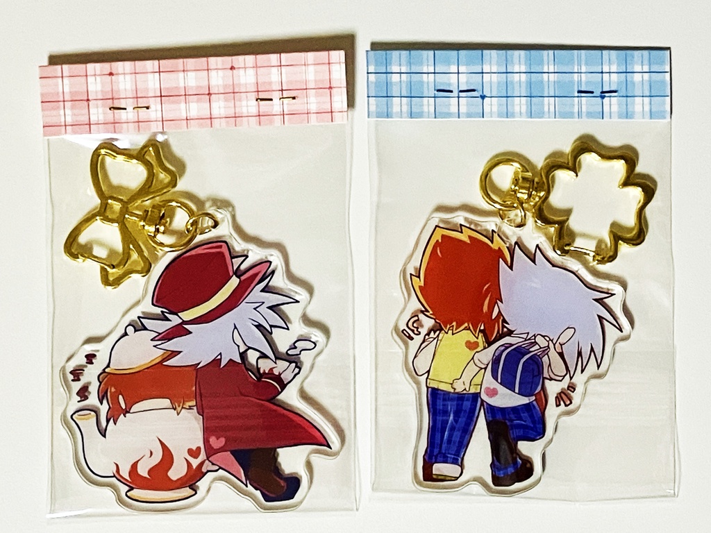 ジョフェニ雑誌衣装アクリルキーホルダー