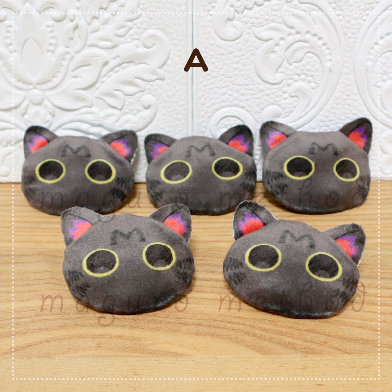 ふわふわちゃんブローチ