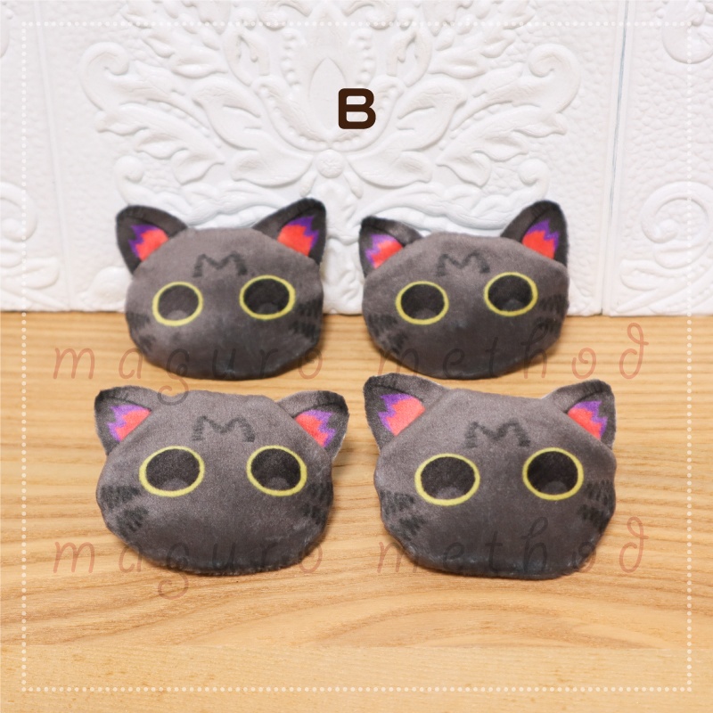 ふわふわちゃんブローチ