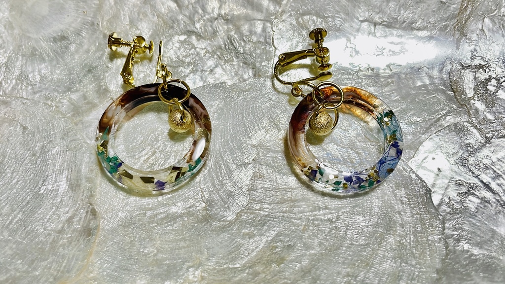 フラワーリングイヤリング