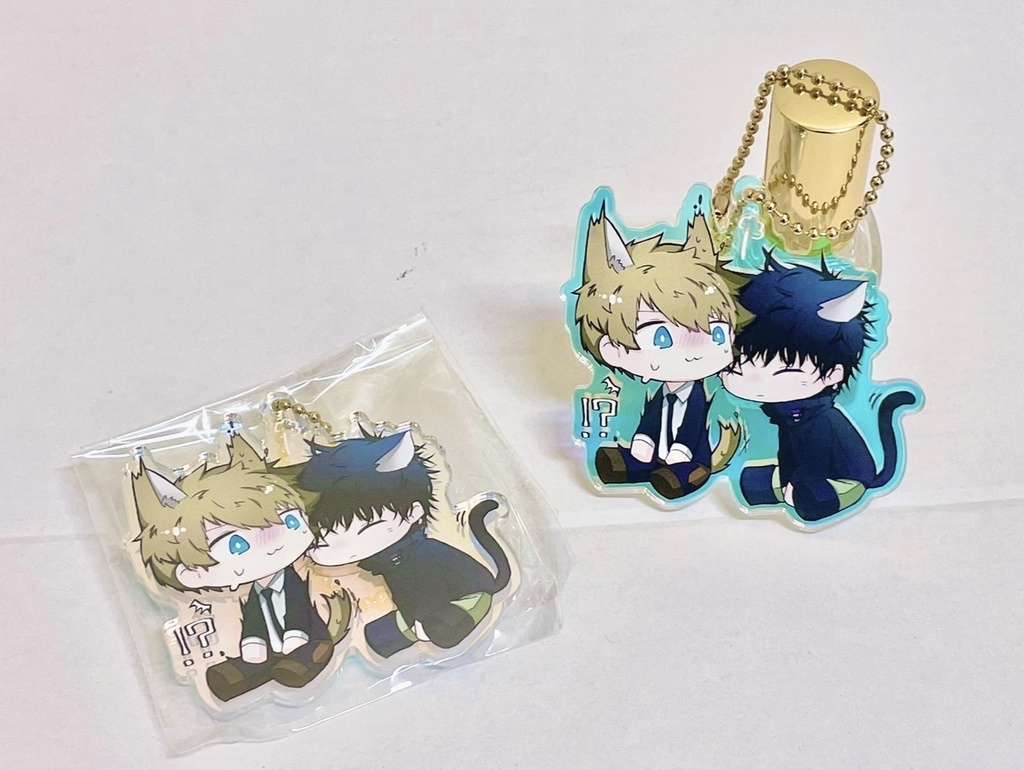 ちっこいわんにゃん犬影オーロラアクリルキーホルダー