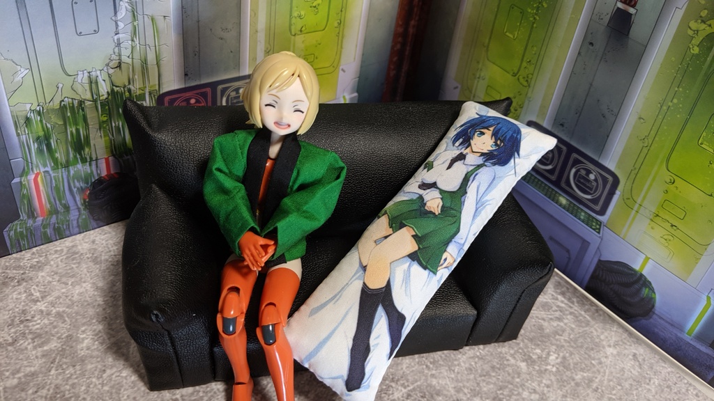 【1/12向抱き枕】伊勢川 洋子抱き枕